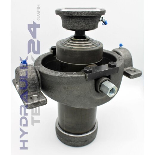 Teleskopzylinder Kipper 5-stufig 107/91/76/61/46 Kugelpfanne - 1040mm Hub - 16,1t mit Kardanring und Lagerb&ouml;cken